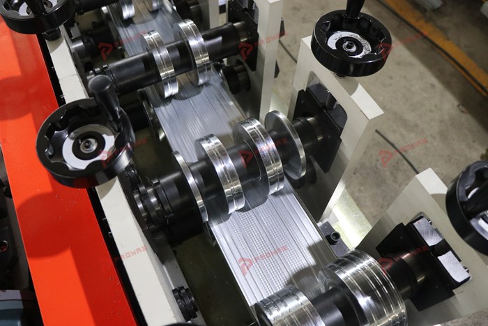 PROMAX galvanized metal stud production machine for drywall C-shaped framing profiles