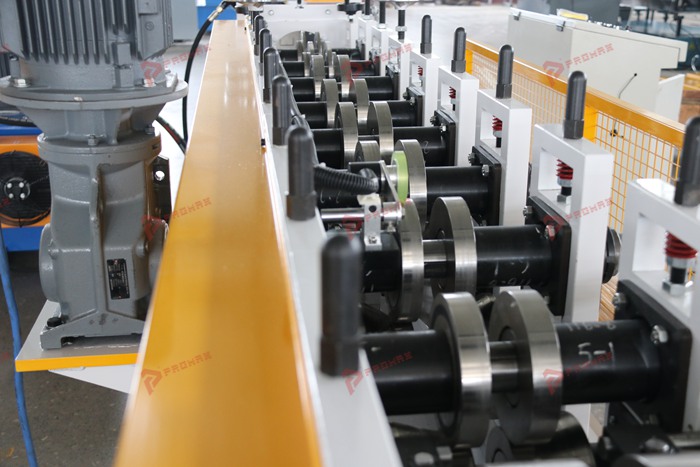 PROMAX manufacturer of automatic metal stud and track making machines with C U changeover