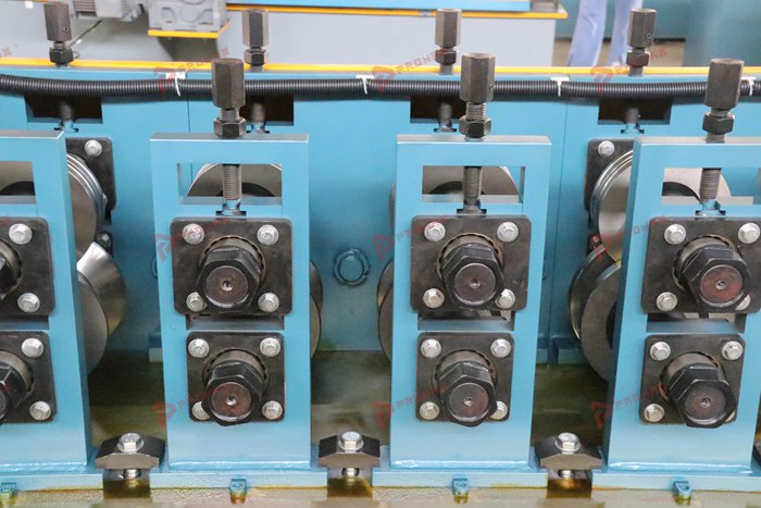U track roll forming machine for U-shaped steel drywall framing profiles