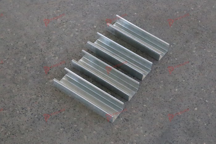 Steel stud roll forming equipment for C-shaped metal framing manufacturing