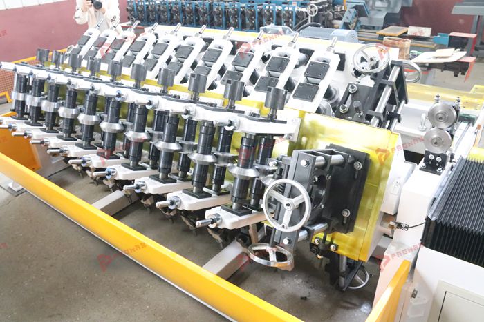 PROMAX reversible keel roll forming machine configuration and equipment details