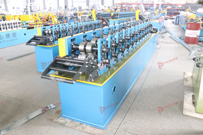 C profile stud making equipment for customized metal framing profiles