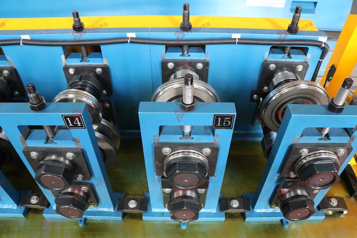 C41 gypsum channel roll forming equipment and forming section