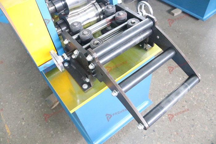 Hat channel forming machine for customized light gauge metal profiles