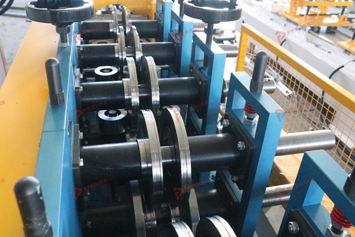 Metal stud and track forming machine for customized C and U framing profiles