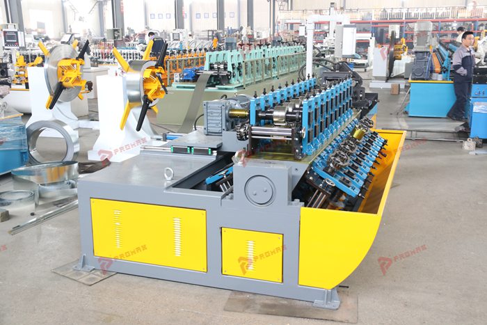 Multi-profile roll forming equipment for light gauge steel framing production
