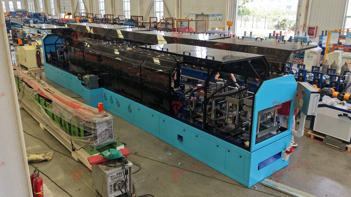 Light gauge steel roll forming equipment for residential steel framing profiles