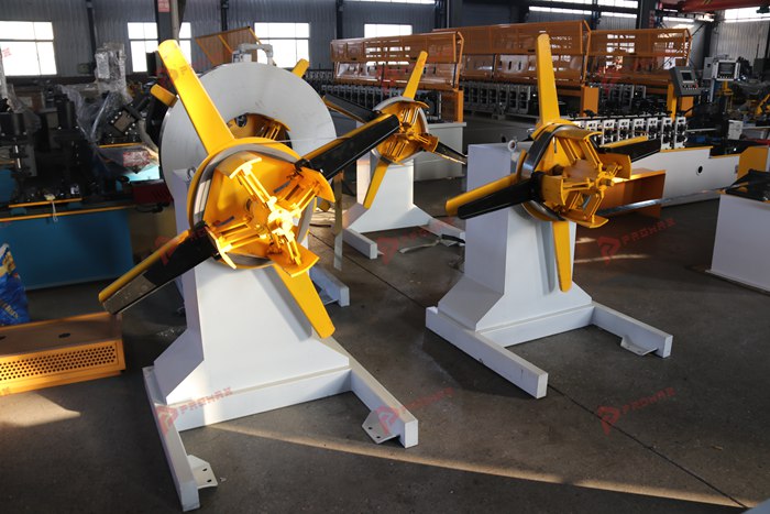 T grid forming machine structure for ceiling grid profile production